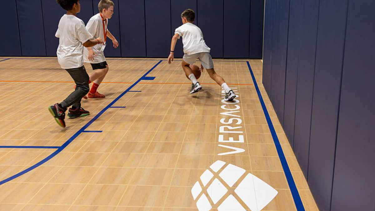 versacourt community