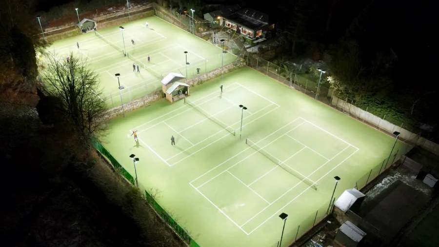 Four-court LED retrofit with controlled spill: Banbury Tennis Club