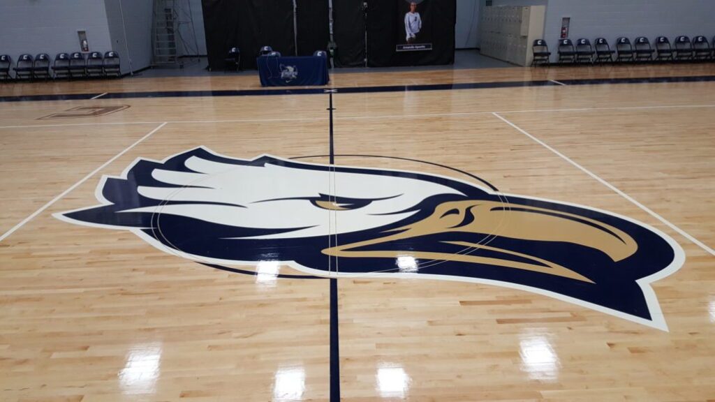 Robbins Bio-Channel SB maple floor at Calvary Christian Academy